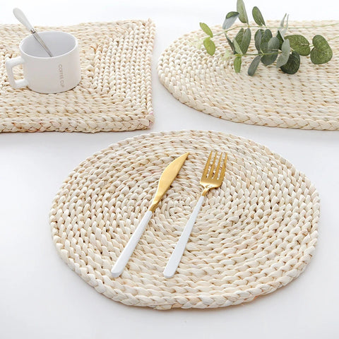 Round Natural Corn Wool Woven Placemat Thickened Insulation Tea Mat Heat-Resistant Casserole Mat Kitchen Supplies 1Pcs