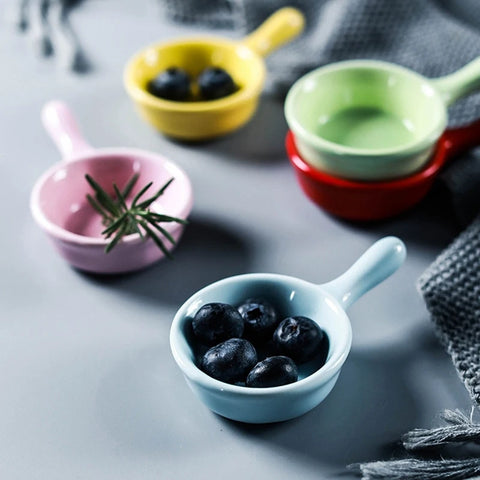 1Pcs Super Cute Ceramic Sauce Dish Mini Tray Small Plate Side Seasoning Dish Condiment Dishes Sushi Soy Snack Dipping Home Bowl