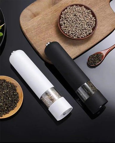 Electric Pepper Grinder and Salt Grinder Adjustable Coarseness Kitchen Spice Grinder Simple Kitchen Tool