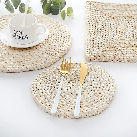 Round Natural Corn Wool Woven Placemat Thickened Insulation Tea Mat Heat-Resistant Casserole Mat Kitchen Supplies 1Pcs